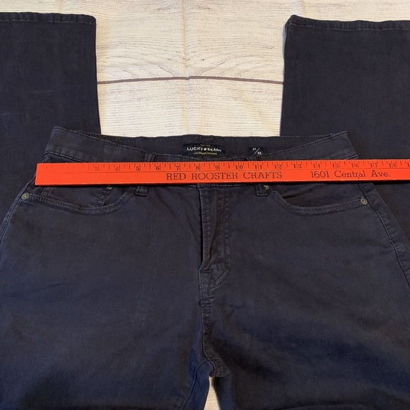 Lucky Brand 221 Mens Size 31x32 Straight Leg Pants Blue - Picture 2 of 10